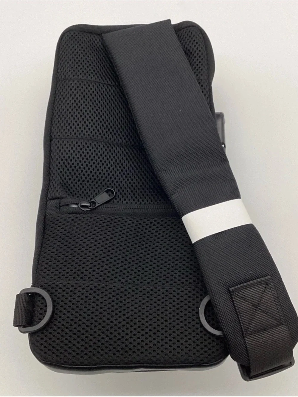 Weixier sport crossbody bag-never used